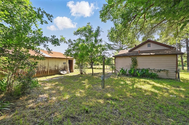 402 S Watson St, Alvarado, TX 76009 - view of green lawn