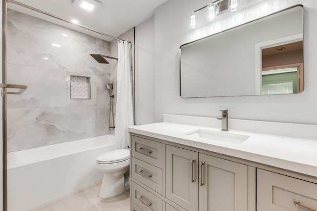 2638 Custer Pkwy Unit B, Richardson, TX 75080 - bathroom featuring toilet, vanity, and shower / tub combo with curtain