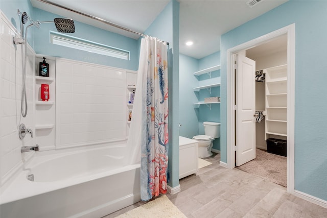 6128 Blacksmith Ave, Fort Worth, TX 76179 - full bath featuring toilet, shower / bath combination with curtain, wood finished floors, a spacious closet, and baseboards