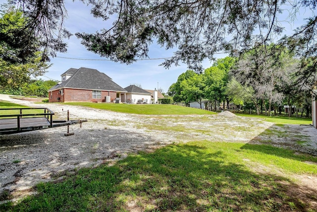 1409 Robyn Rd, Azle, TX 76020 - view of grassy yard