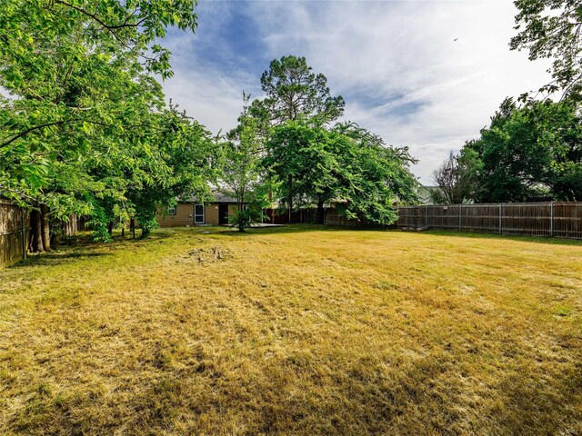 638 Matador Dr, Little Elm, TX 75068 - view of yard