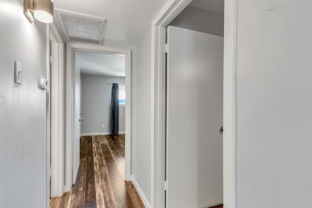 10240 Regal Oaks Dr Unit C, Dallas, TX 75230 - hall featuring hardwood / wood-style floors and baseboards