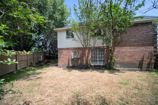 1100 Hyde Park Dr, Mckinney, TX 75069 - back of property with brick siding