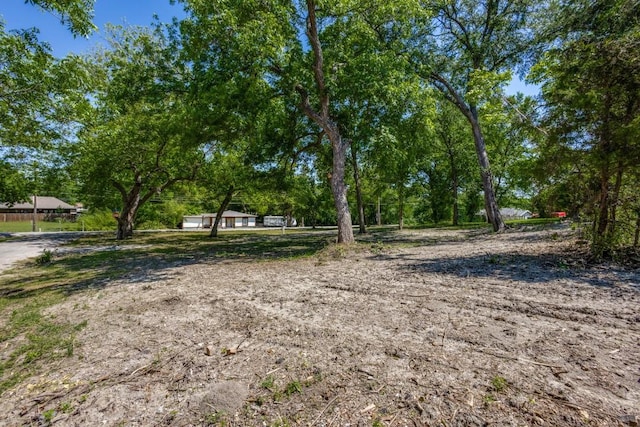 881 E Marshall St, Van Alstyne, TX 75495