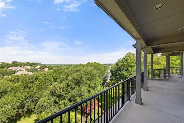 6908 Ridgewood Dr, Fort Worth, TX 76132 - view of balcony