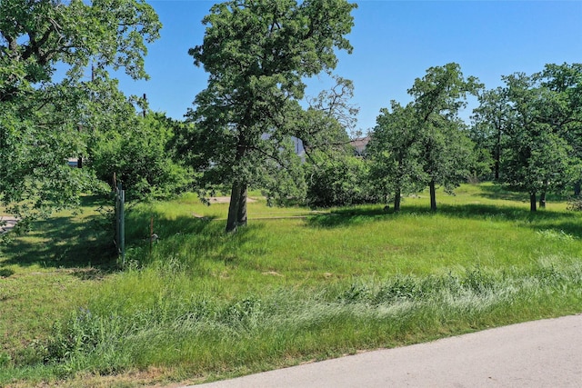 1102 Maple Dr, Bartonville, TX 76226