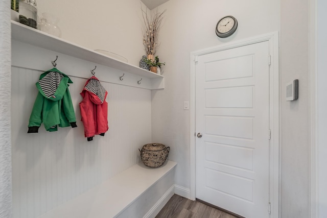 233 Honey Brook Ln, Aledo, TX 76008 - mudroom featuring wood finished floors and baseboards