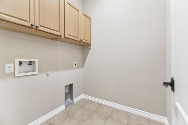 5900 Pansy Rd, Fort Worth, TX 76123 - laundry room with cabinet space, hookup for an electric dryer, hookup for a washing machine, hookup for a gas dryer, and baseboards