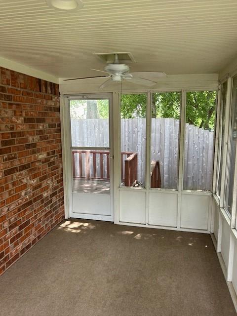 301 Village Cir, Waco, TX 76710 - unfurnished sunroom featuring ceiling fan