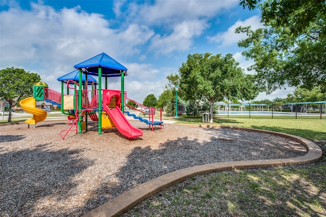 2617 Castle Creek Dr, Little Elm, TX 75068 - community play area with fence