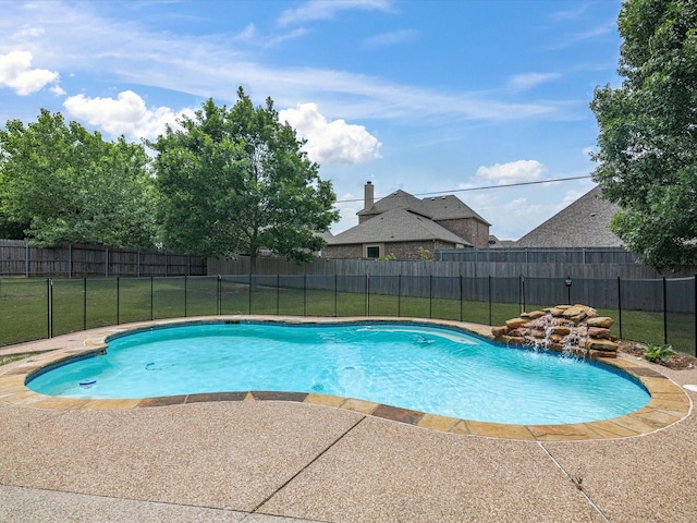 402 Brookview Dr, Decatur, TX 76234 - view of swimming pool with a patio area