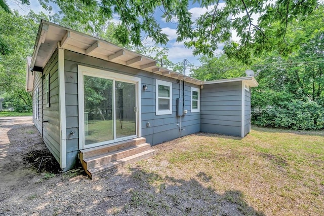 1413 Shelburne St, Waco, TX 76711 - view of side of property featuring entry steps