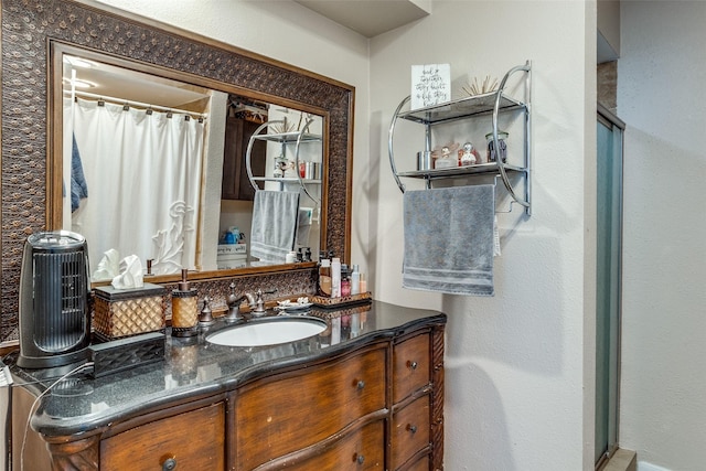 9212 Flickering Shadow Dr, Dallas, TX 75243 - full bath featuring a shower with curtain and vanity