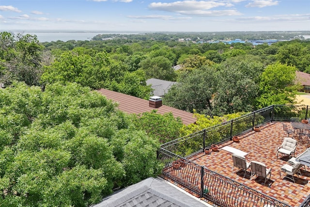 7632 Westwind Dr, Fort Worth, TX 76179 - bird's eye view of a heavily wooded area and a large body of water