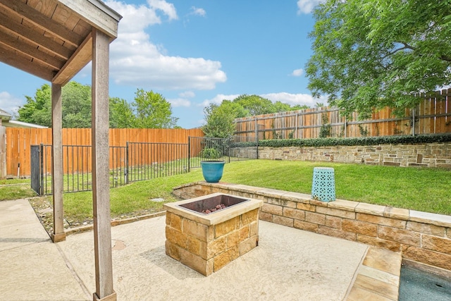 612 Christan Ct, Rockwall, TX 75087 - view of patio / terrace featuring a fire pit