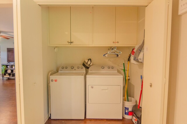 2209 Ridgewood Dr, Sherman, TX 75092 - clothes washing area featuring independent washer and dryer, cabinet space, ceiling fan, and wood finished floors