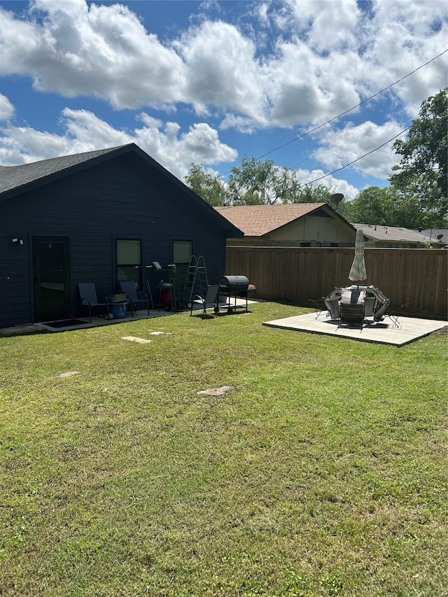 1313 E Turley St, Sherman, TX 75090 - view of yard featuring a patio area