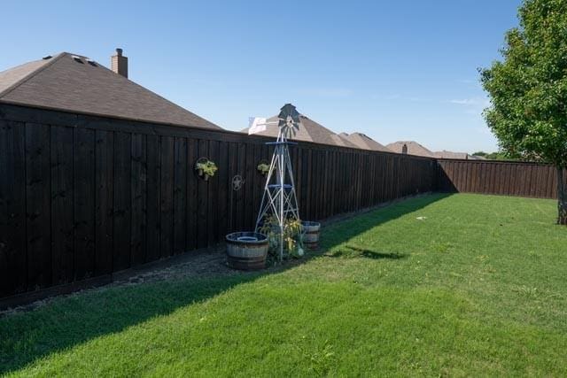 107 Harvest Way, Crandall, TX 75114 - view of yard