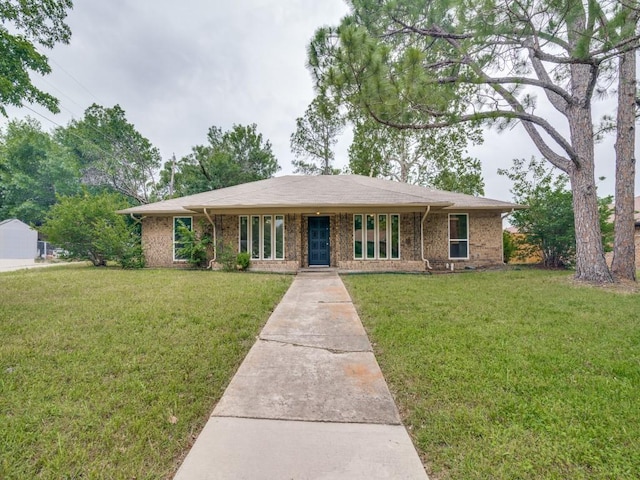 3906 Westview Dr, Rowlett, TX 75088 - ranch-style house featuring a front yard and brick siding