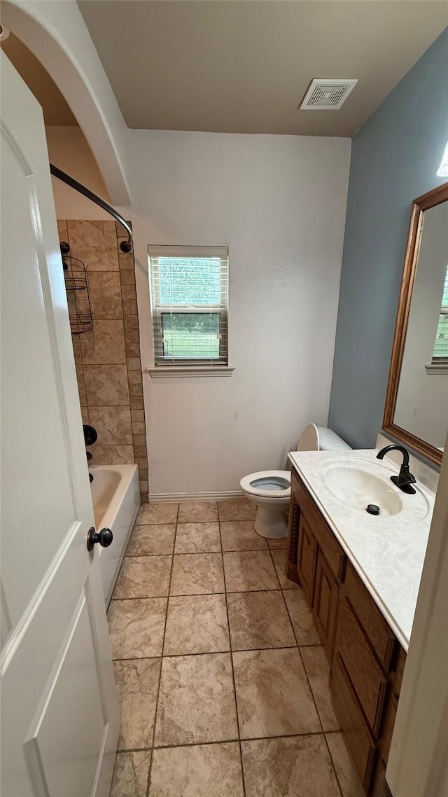 124 Heritage Pkwy W, Decatur, TX 76234 - bathroom featuring toilet, vanity, and baseboards