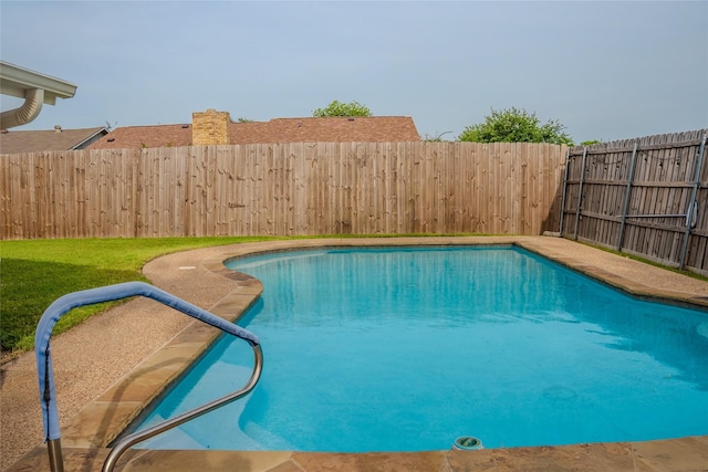 7016 Buttonwood Dr, Fort Worth, TX 76137 - view of pool with a fenced backyard
