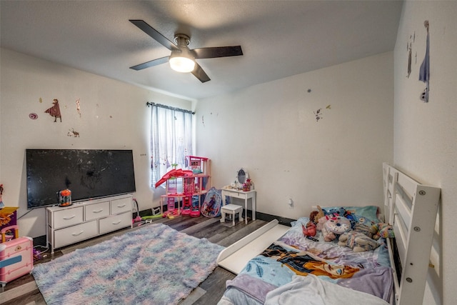 703 Moss Glen Trl, Arlington, TX 76002 - bedroom with wood finished floors and a ceiling fan