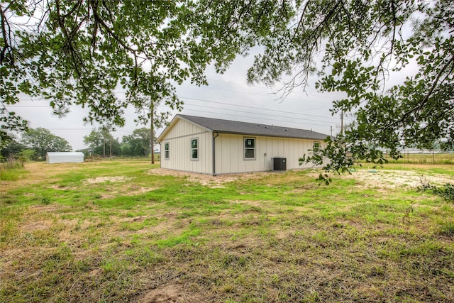 2189 Rs County Road 3150, Emory, TX 75440 - view of green lawn featuring central AC