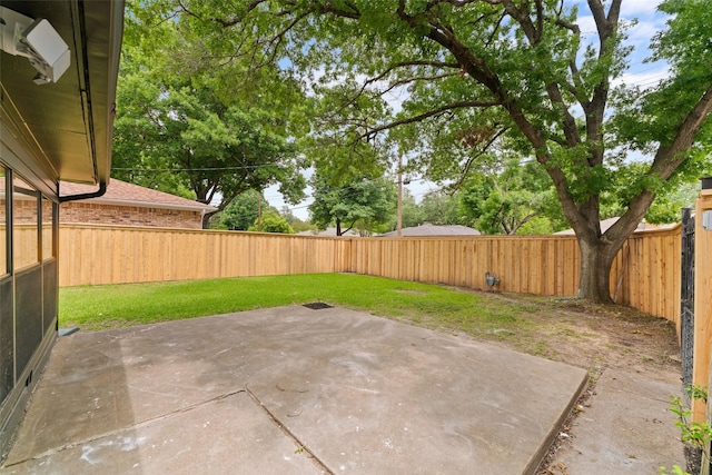 8338 Bocowood Dr, Dallas, TX 75228 - view of patio / terrace