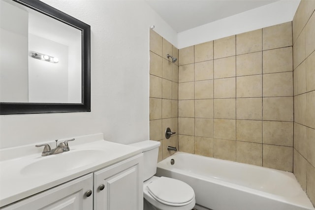 6716 Alma St, Forest Hill, TX 76140 - full bath with toilet, vanity, and bathtub / shower combination