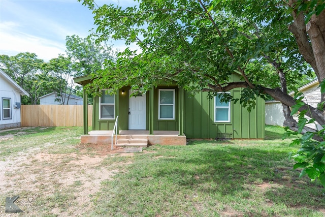 2942 Russell Ave, Abilene, TX 79605 - view of front of property with board and batten siding