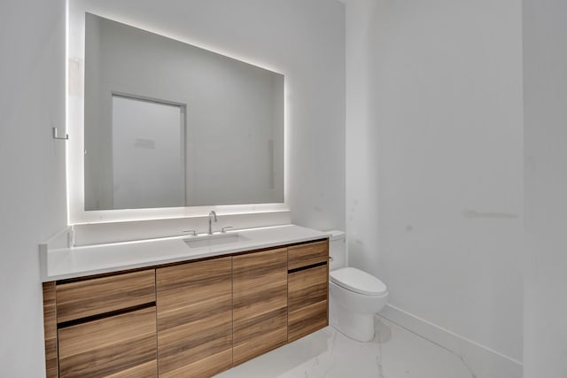 610 N Oak Cliff Blvd Unit 301, Dallas, TX 75208 - bathroom featuring vanity and marble finish floors