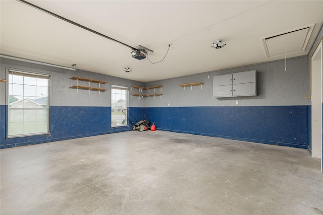 709 Billups Cir, Van Alstyne, TX 75495 - garage featuring a garage door opener