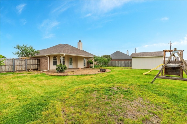 709 Billups Cir, Van Alstyne, TX 75495 - view of yard with a patio