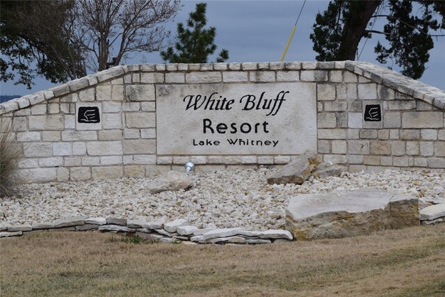 5053 Horseshoe Dr, Whitney, TX 76692