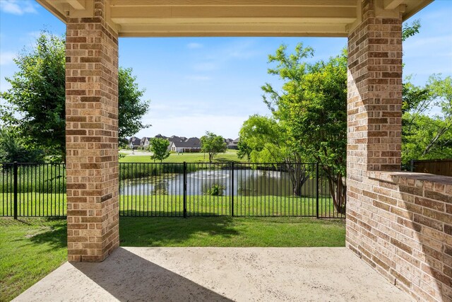 211 Crestbrook Dr, Rockwall, TX 75087 - view of patio with a water view