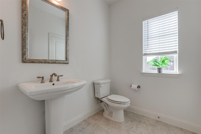 8416 Shoreacres Dr, Mckinney, TX 75070 - half bathroom with baseboards and toilet