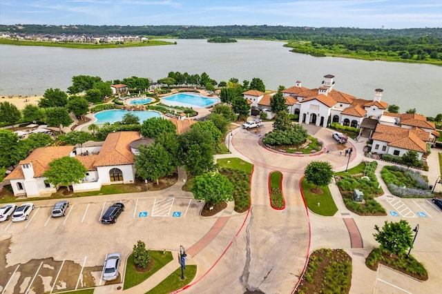 1806 Clouded Wren Dr, Arlington, TX 76005 - aerial view of a nearby body of water and a pool area