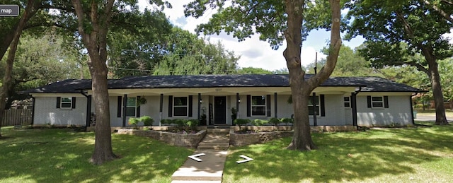 1507 Greenbrier Dr, Sherman, TX 75092 - single story home featuring a porch and brick siding