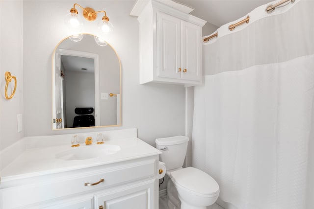 404 High Meadow Ln, Heath, TX 75032 - bathroom with vanity, toilet, and a shower with curtain
