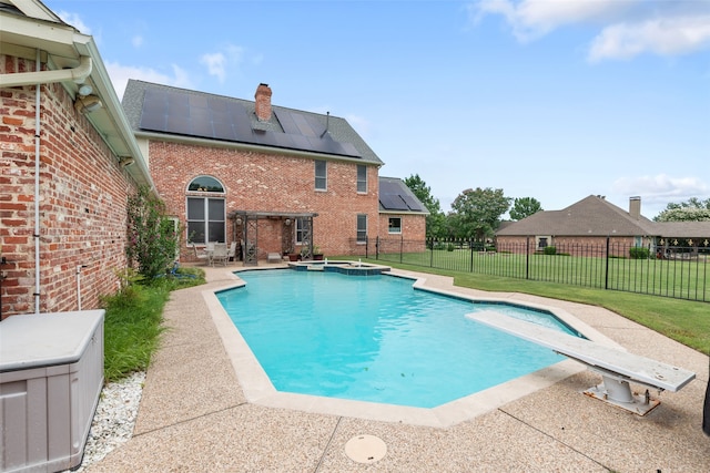 404 High Meadow Ln, Heath, TX 75032 - view of pool featuring a patio, a pool with connected hot tub, and a diving board