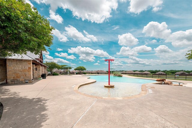 4142 Perch Dr, Forney, TX 75126 - community pool with fence and a patio area