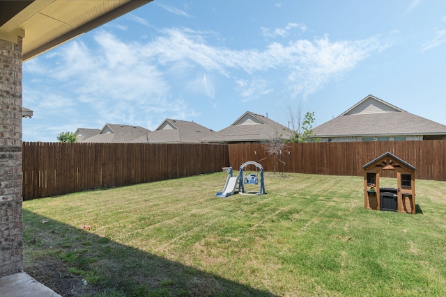 1701 Lake Grove Dr, Little Elm, TX 75068 - view of yard
