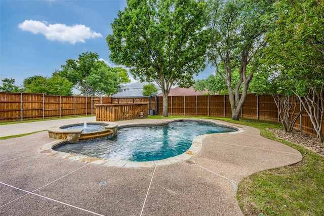 3717 Drew Dr, Frisco, TX 75035 - view of swimming pool featuring a pool with connected hot tub, a fenced backyard, and a patio