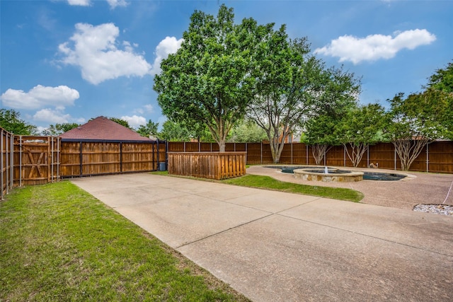 3717 Drew Dr, Frisco, TX 75035 - view of yard with a pool with connected hot tub, a patio, and a gate