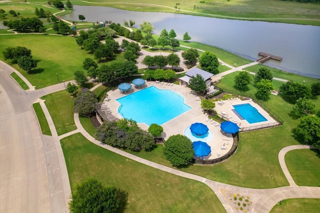 3935 Chesapeake Ln, Crandall, TX 75114 - bird's eye view of a large body of water and a pool