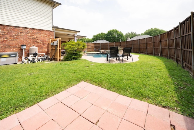 6318 White Oaks Ln, Frisco, TX 75035 - view of yard with a patio