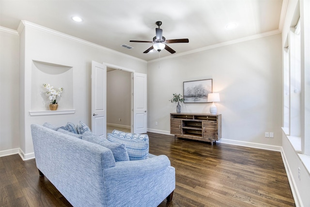 5005 Meridian Ln Unit 3102, Addison, TX 75001 - living area with a ceiling fan, wood finished floors, recessed lighting, baseboards, and ornamental molding
