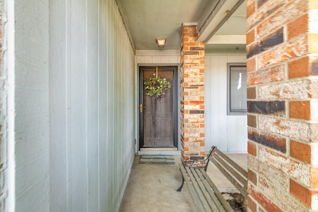 208 E Amberway Ln, Garland, TX 75040 - view of exterior entry