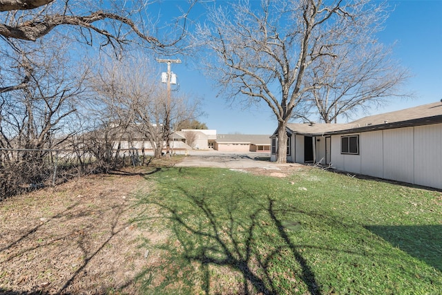 129 Western Ave, Saginaw, TX 76179 - view of yard