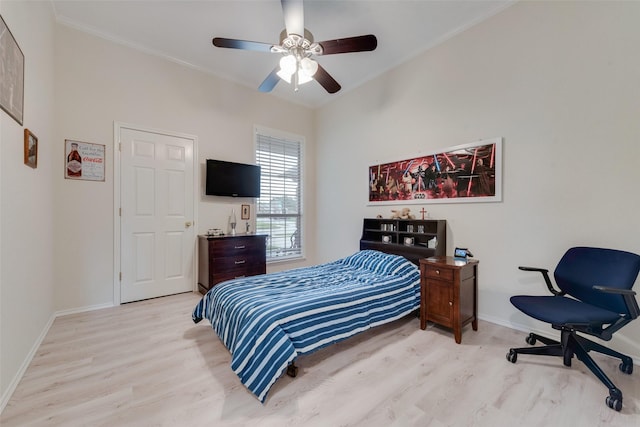 6729 Lucas Ln, North Richland Hills, TX 76182 - bedroom with wood finished floors, crown molding, baseboards, and a ceiling fan